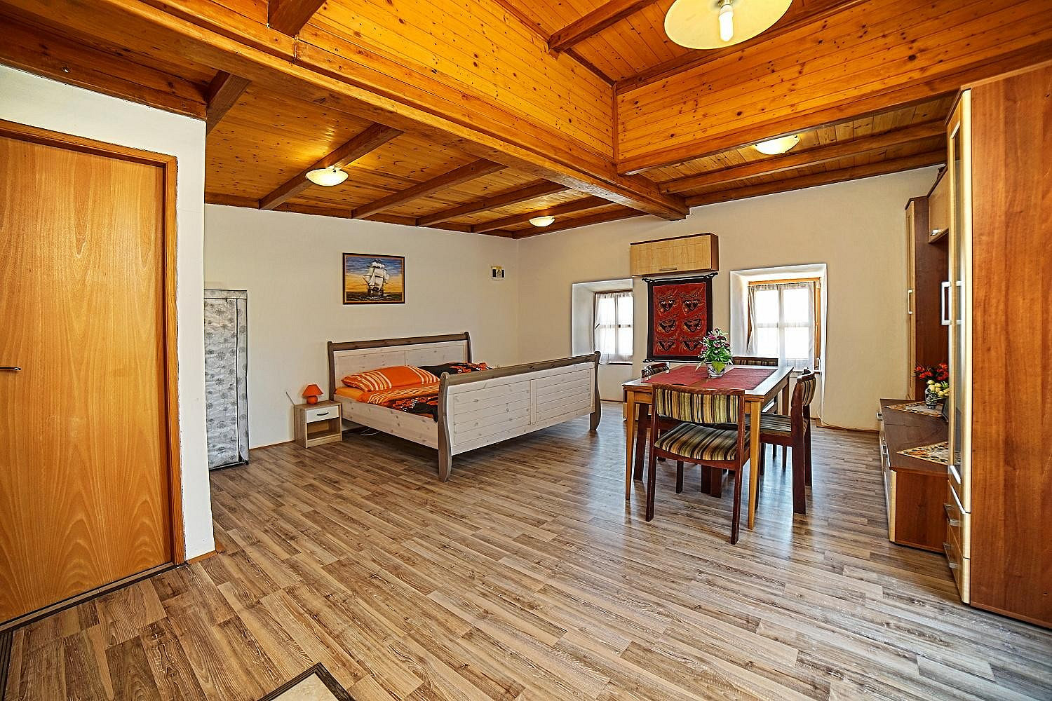 Prodej ubytovacího objektu 125 m² — photo 3