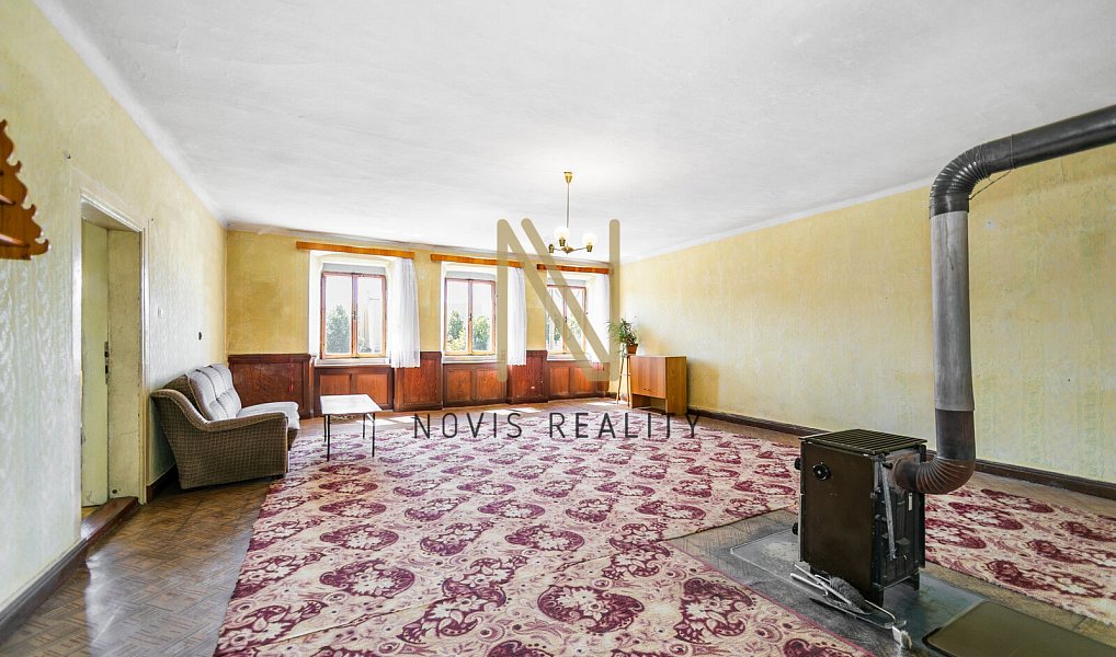 Prodej domu 144 m² s pozemkem 217 m², Černošín – náhled fotky 2