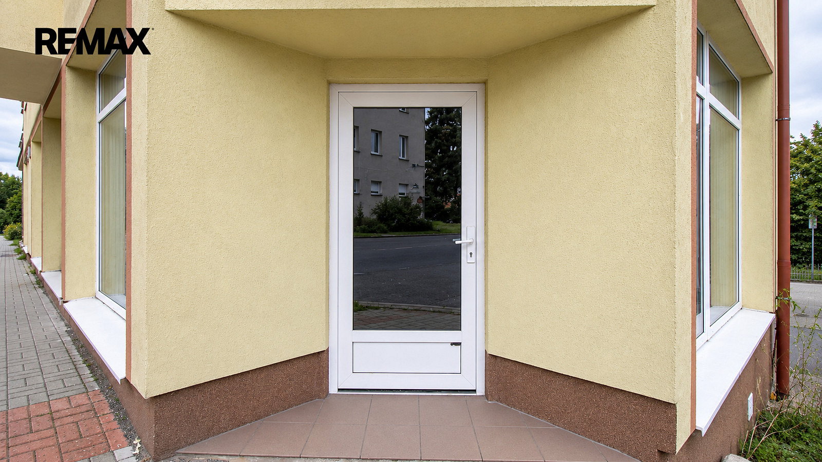 Prodej obchodních prostor 170 m² – fotografie 4