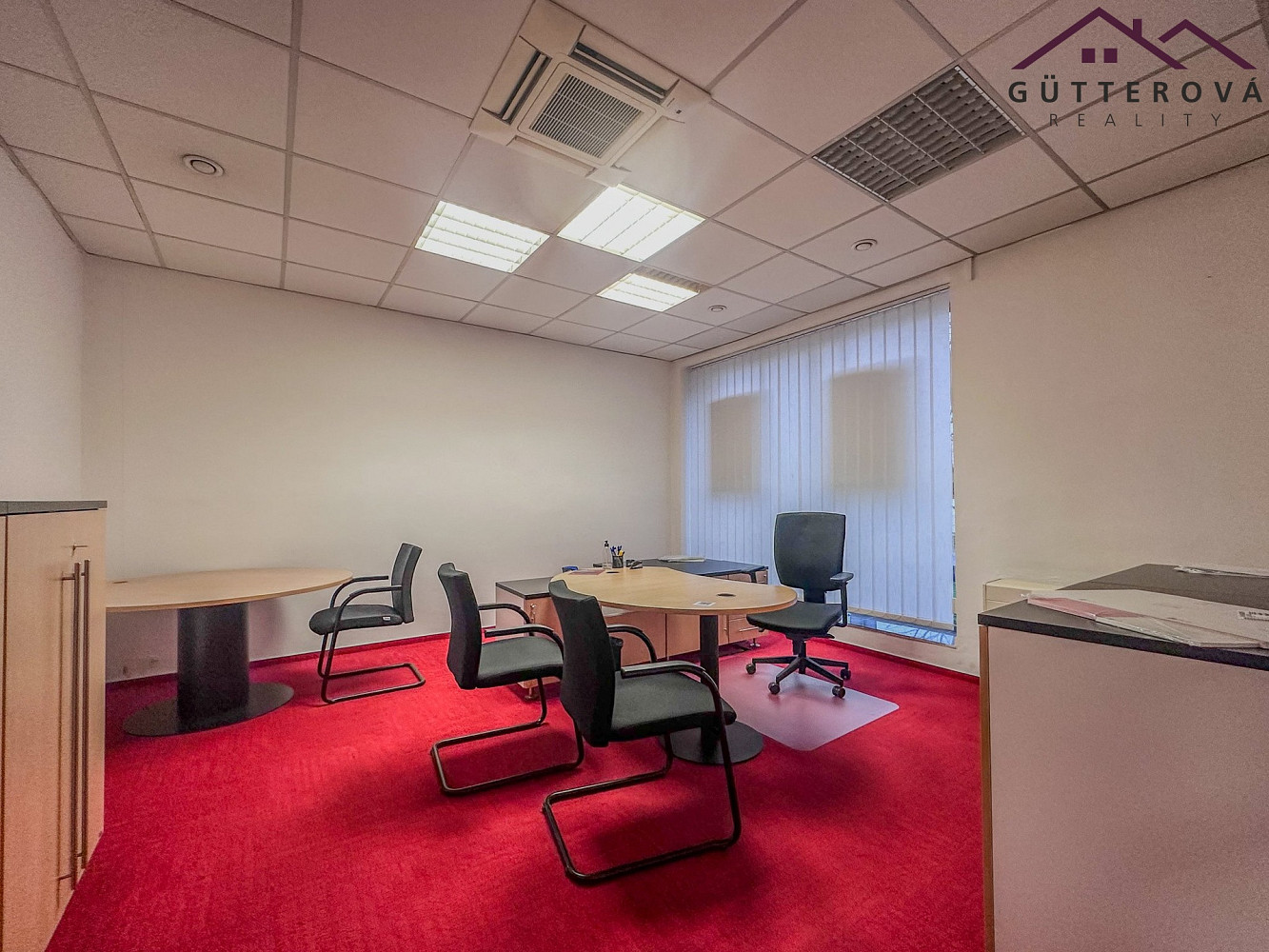 Pronájem kanceláře 172 m² — photo 5