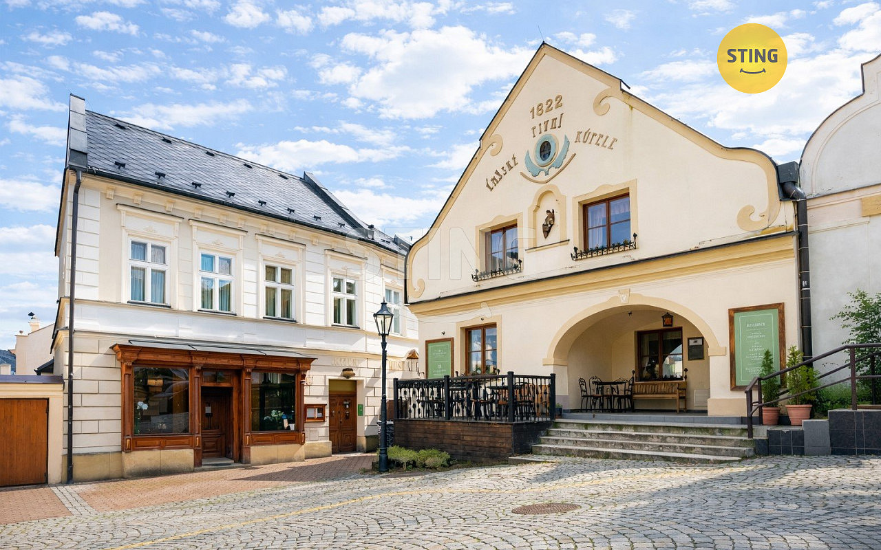 Prodej ubytovacího objektu 2 230 m²