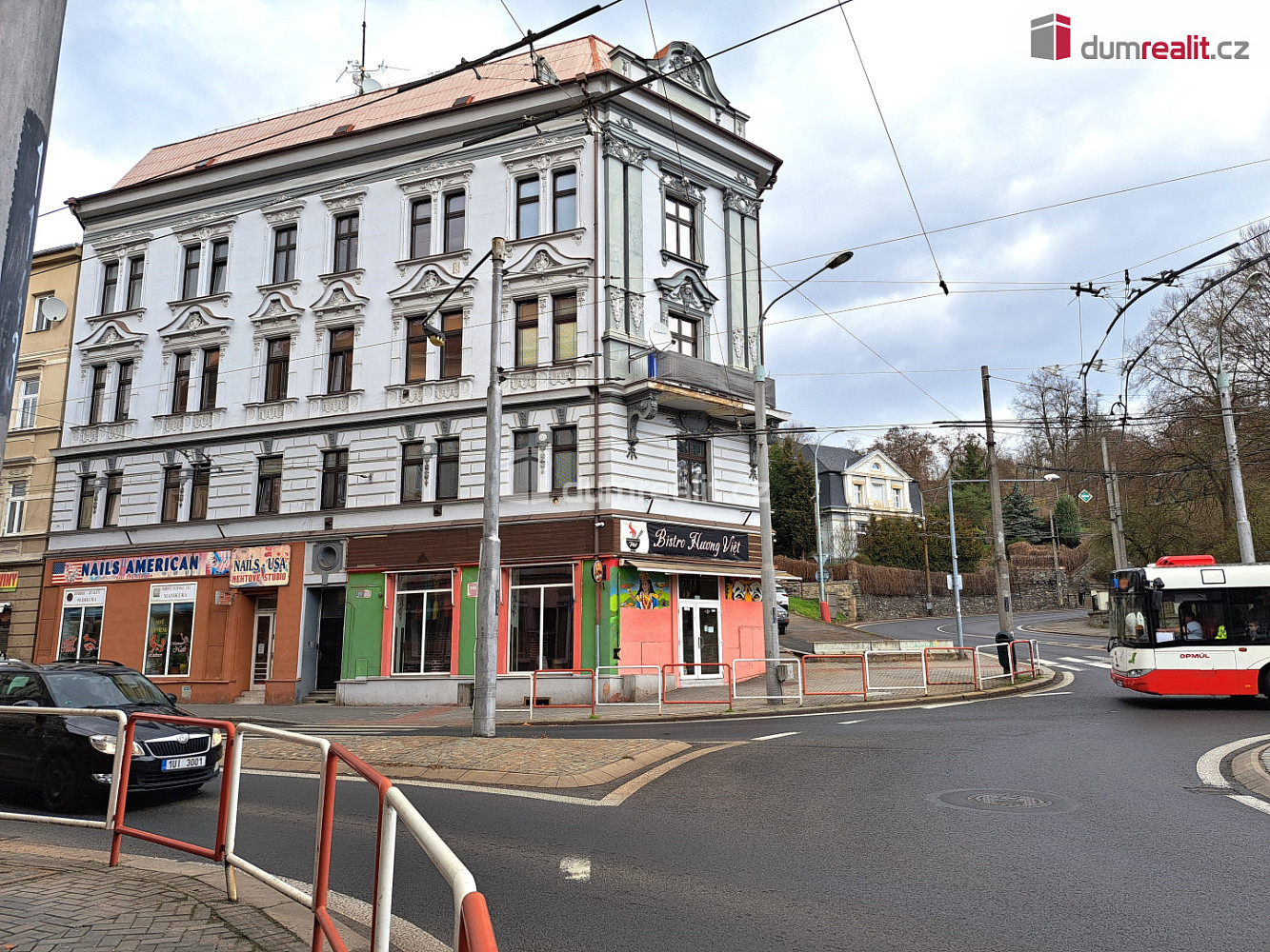Prodej obchodních prostor 126 m² — photo 2