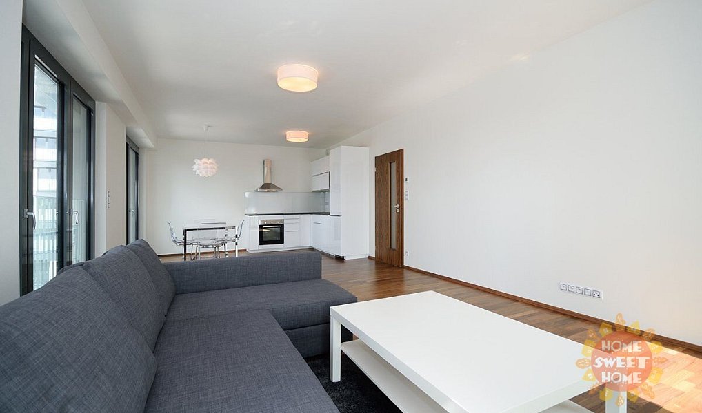 Pronájem bytu 2+kk 76 m², Praha – náhled fotky 7