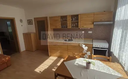 Prodej bytu 2+kk 48 m², Střelecká, Hradec Králové