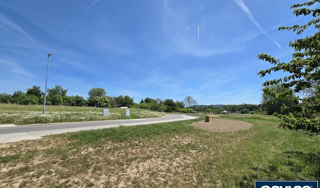 Prodej stavebního pozemku 1 007 m², Lažany – náhled fotky 9