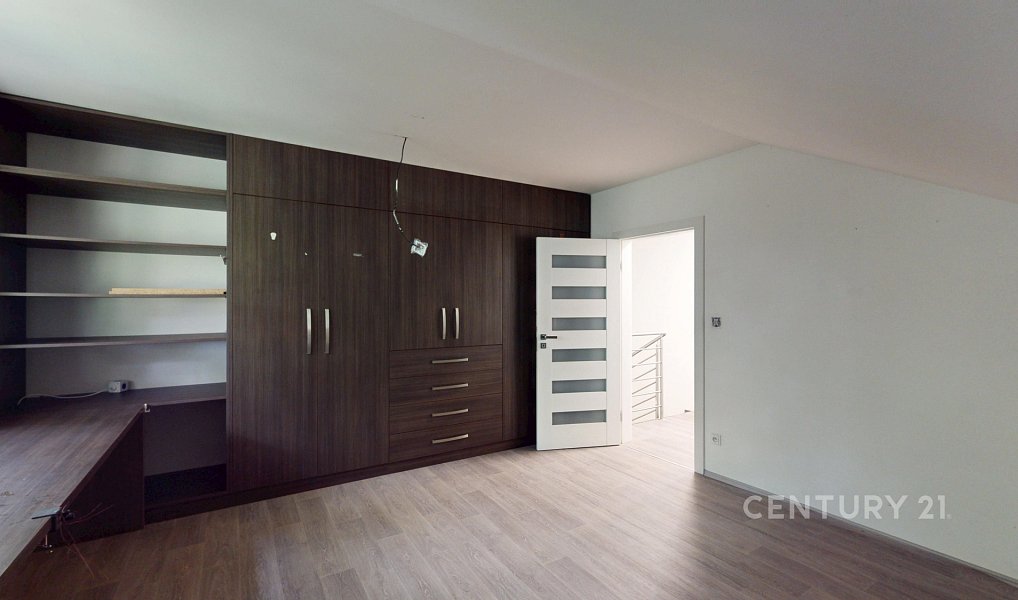 Prodej domu 319 m² s pozemkem 1 499 m², Ivaň – náhled fotky 53