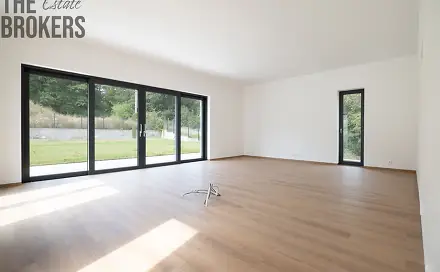 Prodej domu 306 m² s pozemkem 968 m², Pod Vinicí, Chrustenice, okres Beroun
