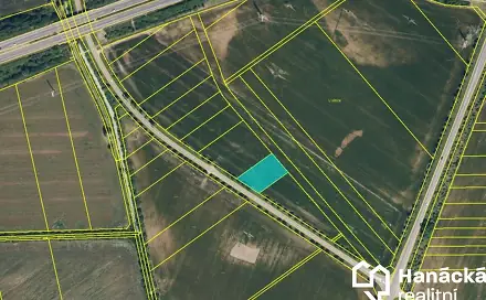 Prodej pole 1 888 m², Olomouc