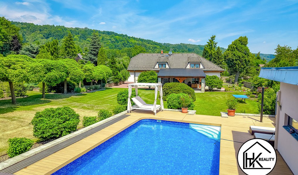 Prodej domu 300 m² s pozemkem 3 840 m², Libouchec – náhled fotky 3