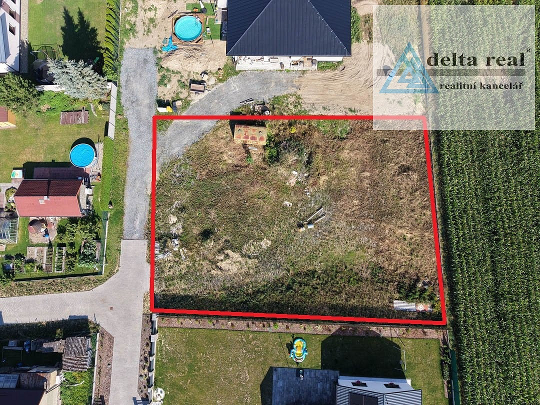 Prodej stavebního pozemku 1 204 m² – fotografie 2