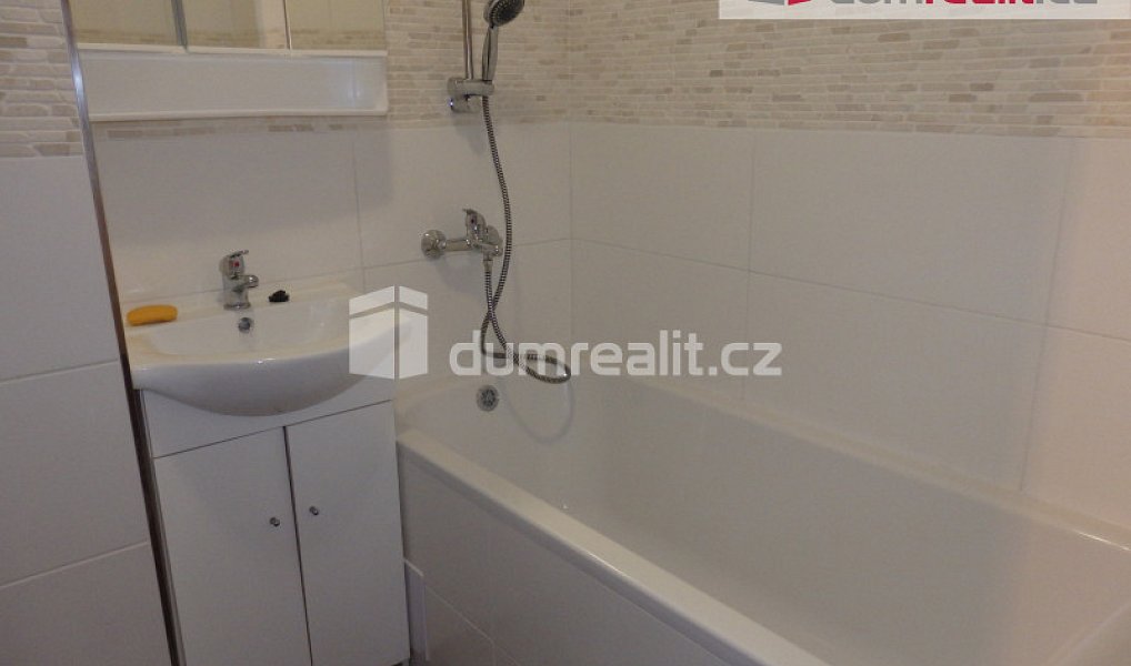 Pronájem bytu 2+1 60 m², Chocerady – náhled fotky 6