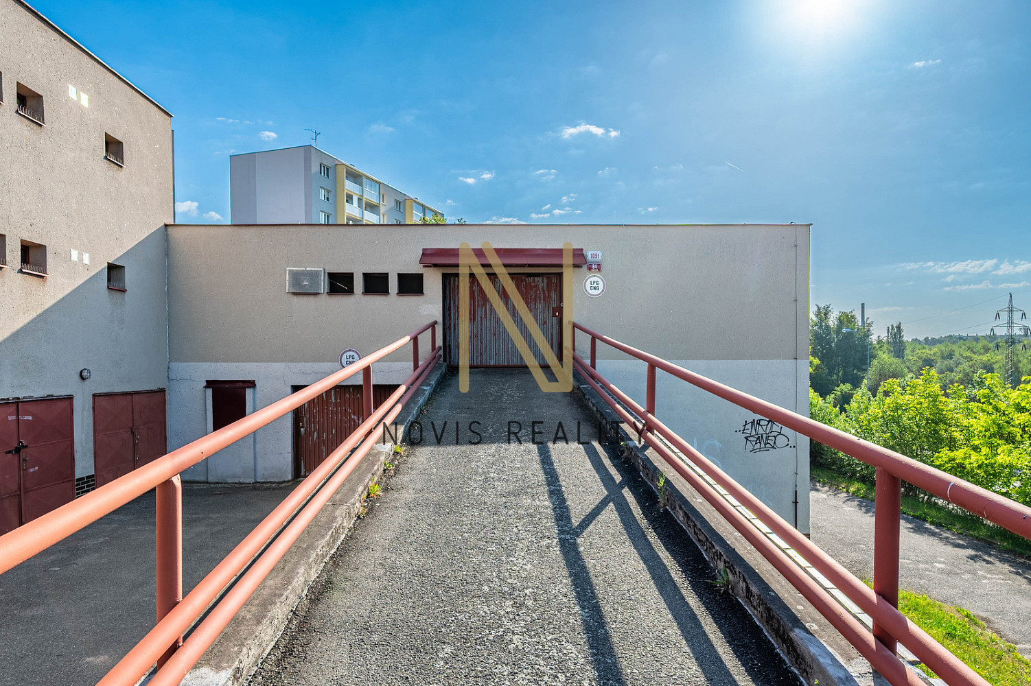 Prodej, halová garáž, 15 m2, vejprnická, plzeň — photo 2