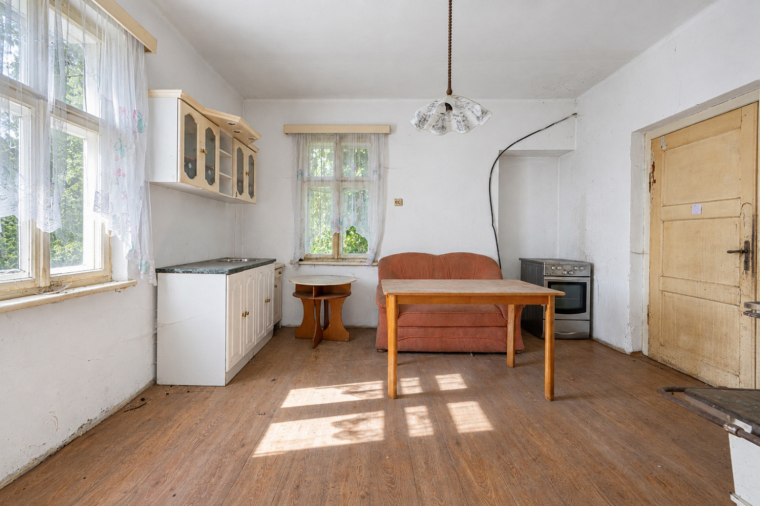 Prodej domu 190 m² s pozemkem 945 m² – fotografie 3