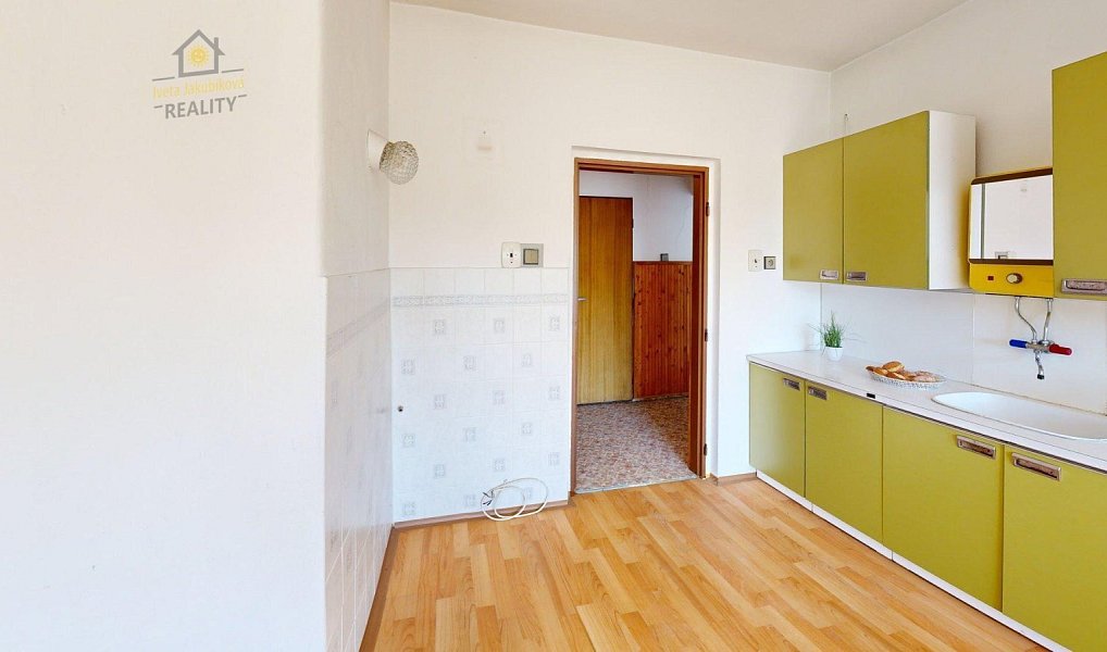 Prodej domu 230 m² s pozemkem 403 m², Bělá pod Bezdězem – náhled fotky 21