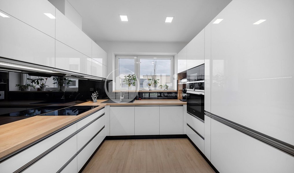 Prodej domu 145 m² s pozemkem 418 m², Vyškov – náhled fotky 4