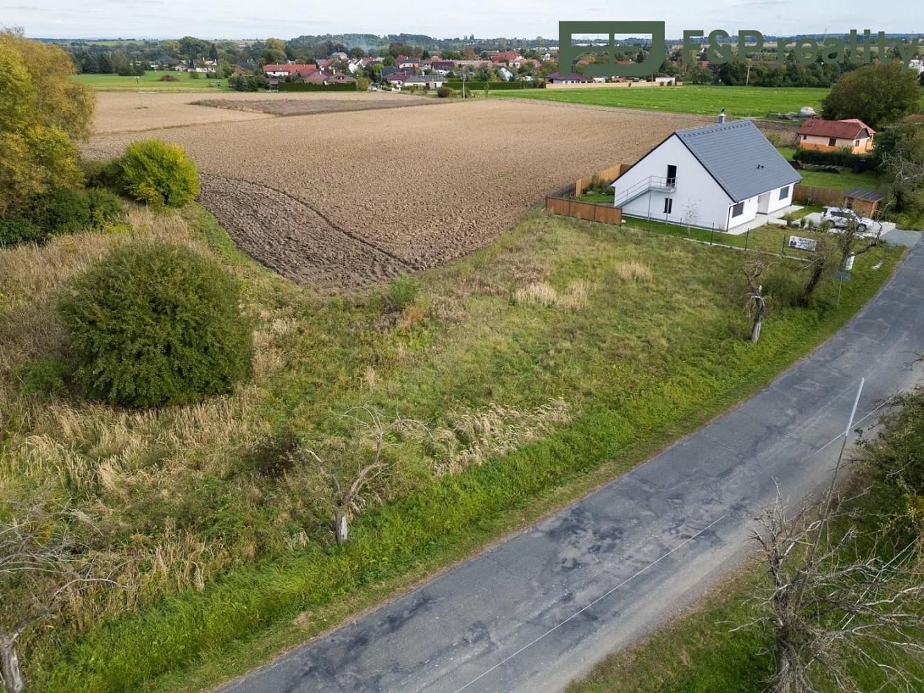 Prodej stavebního pozemku 900 m² – fotografie 5
