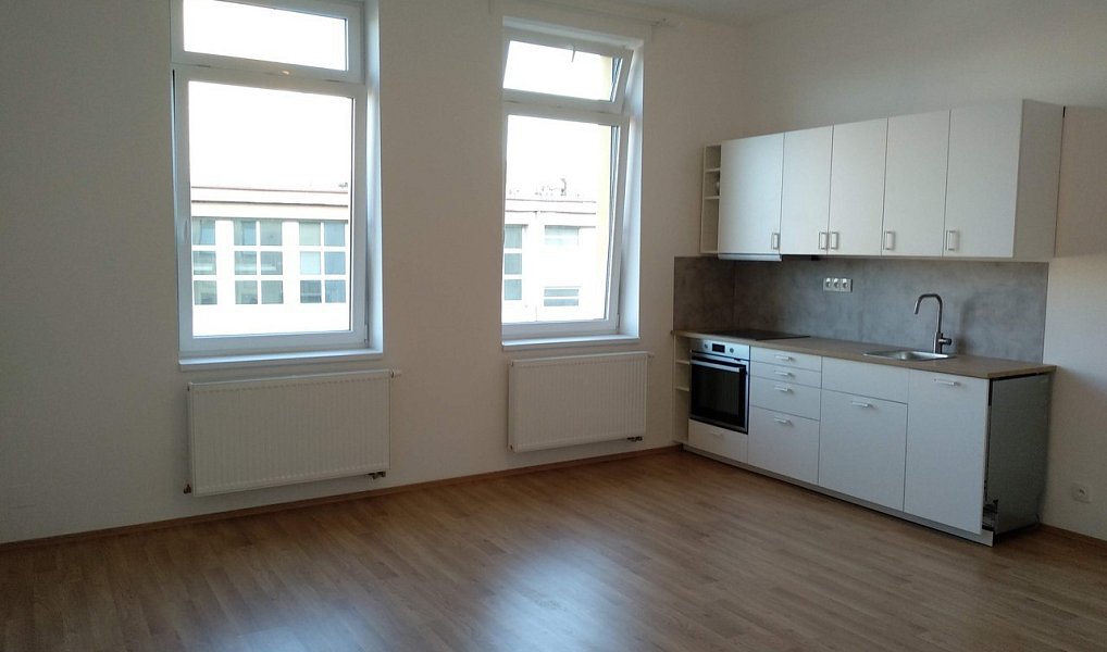 Pronájem bytu 2+kk 61 m², Náchod – náhled fotky 6
