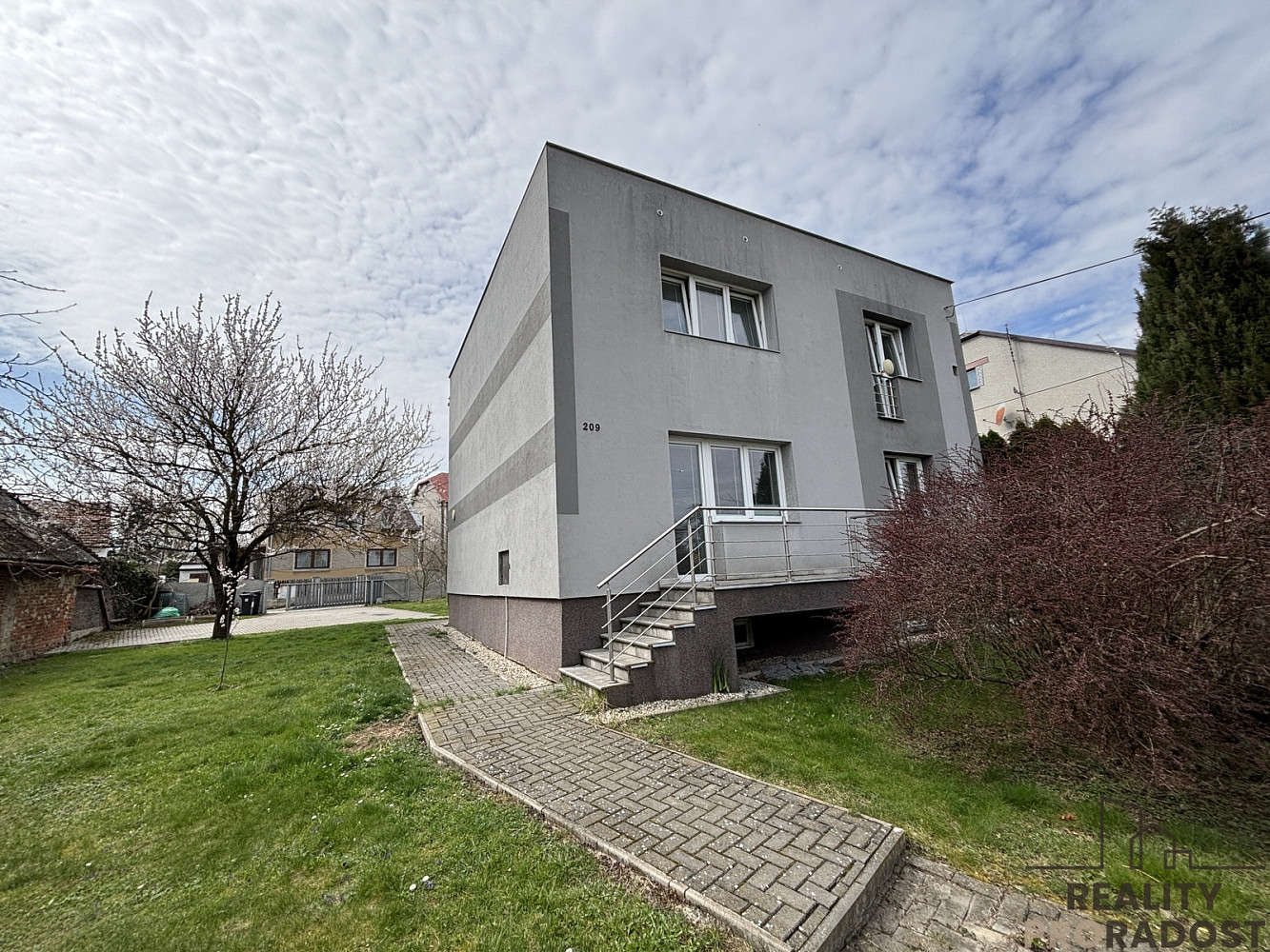 Prodej domu 170 m² s pozemkem 641 m² – pohled 3