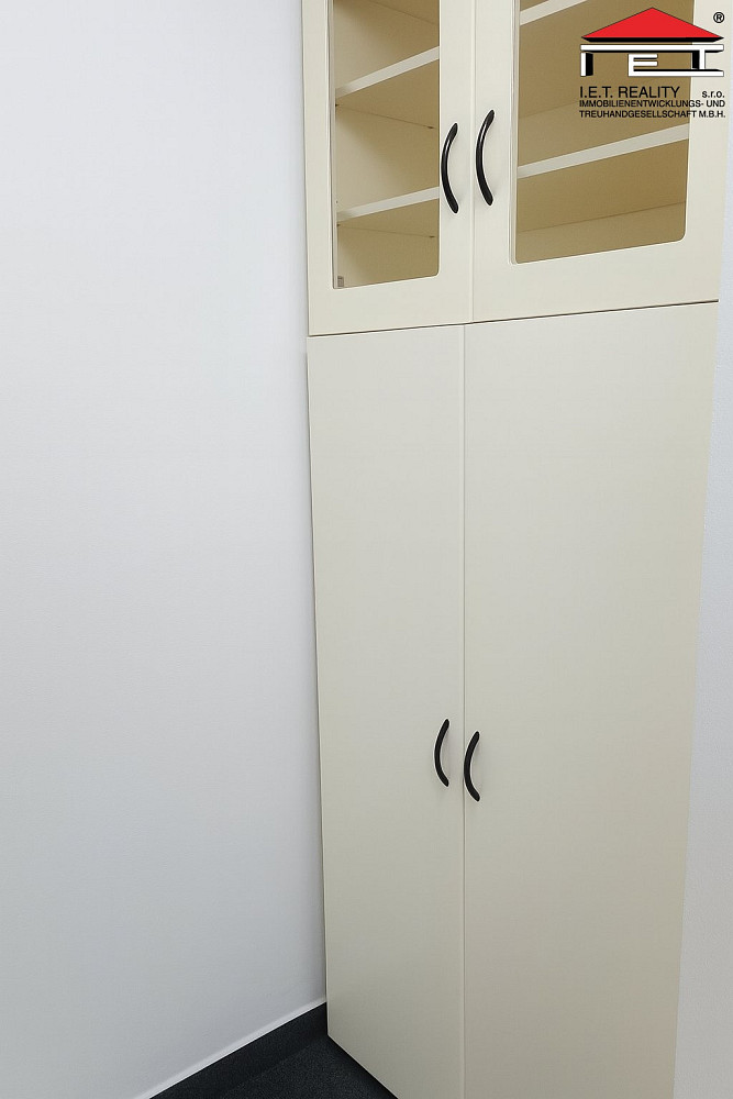 Pronájem kanceláře 23 m² — photo 3