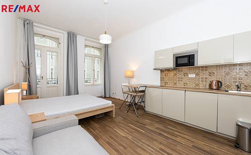 Pronájem bytu 1+kk 34 m², Zborovská, Praha 5 - Smíchov