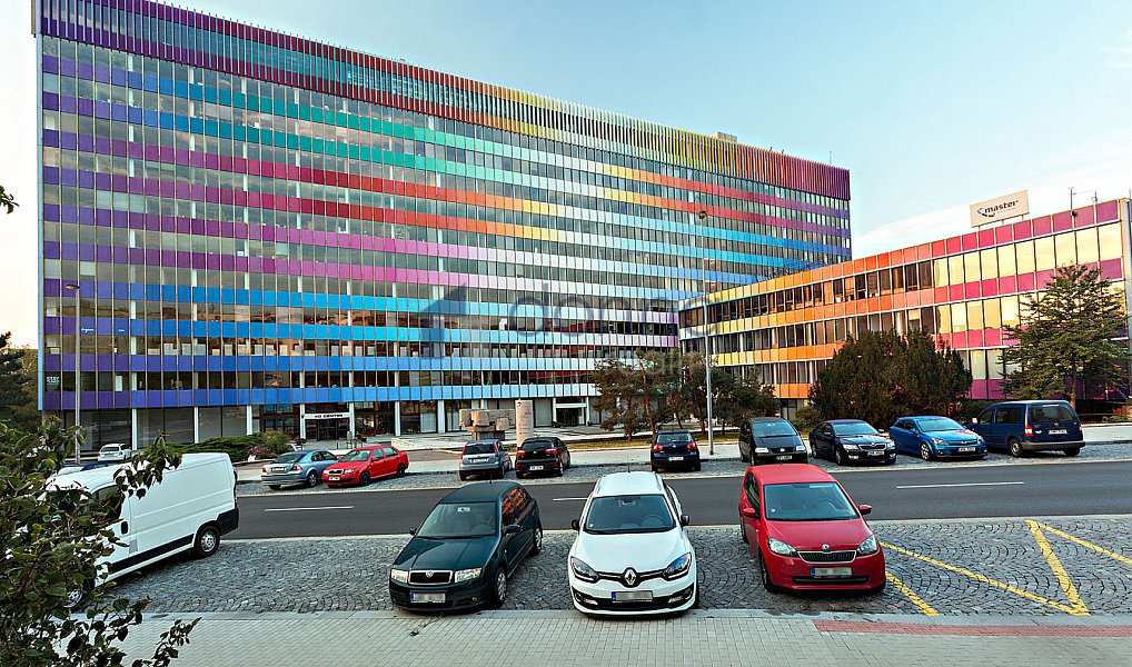 Pronájem kanceláře 570 m², Praha – náhled fotky 2