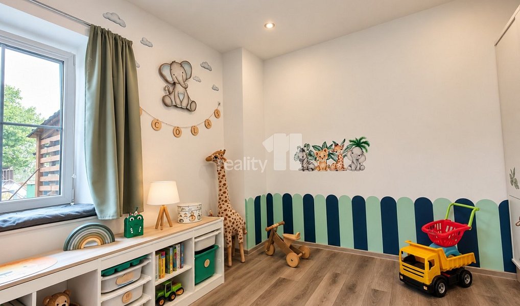 Prodej domu 114 m² s pozemkem 1 800 m², Vinary – náhled fotky 13