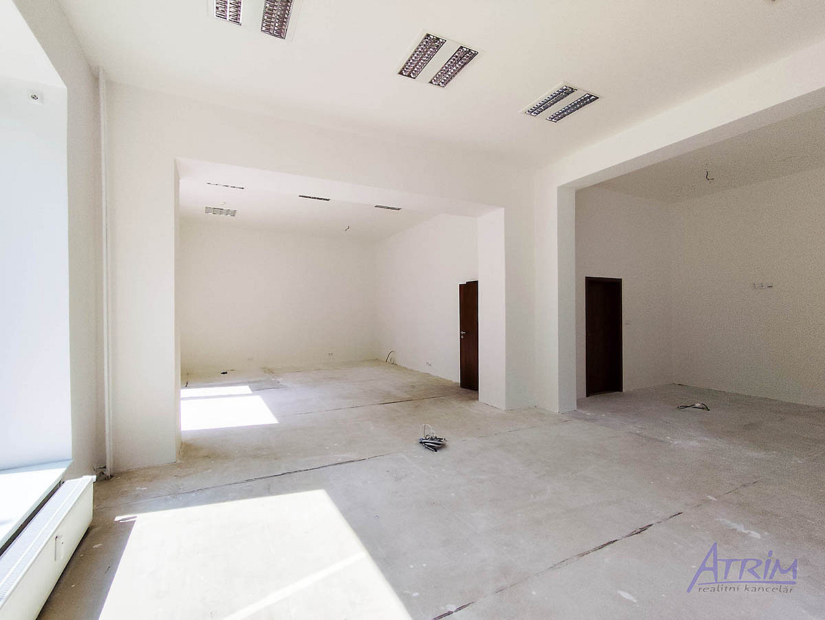 Pronájem obchodních prostor 104 m² – fotografie 5
