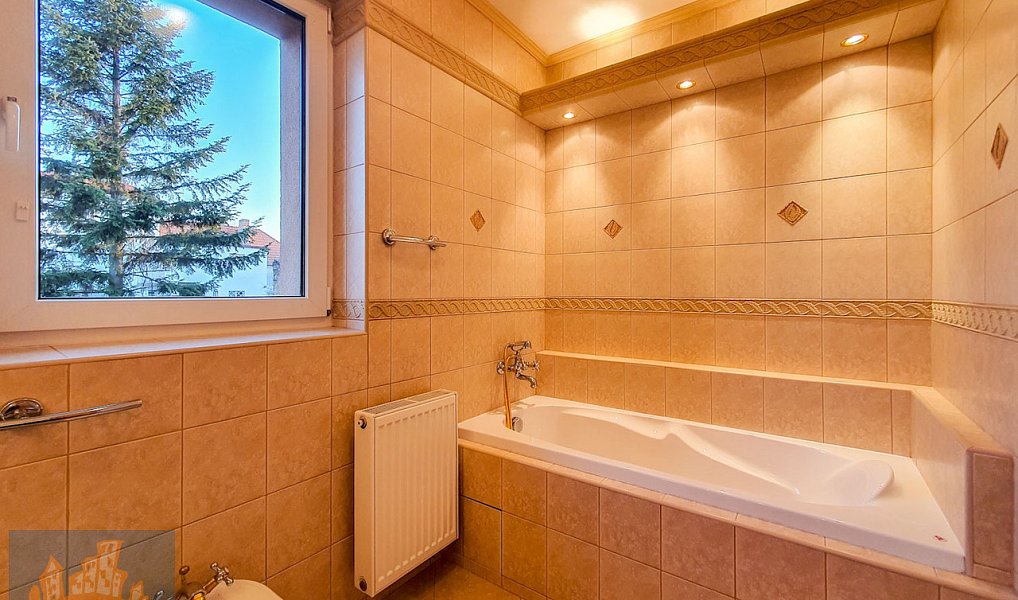 Pronájem domu 570 m² s pozemkem 483 m², Praha – náhled fotky 15
