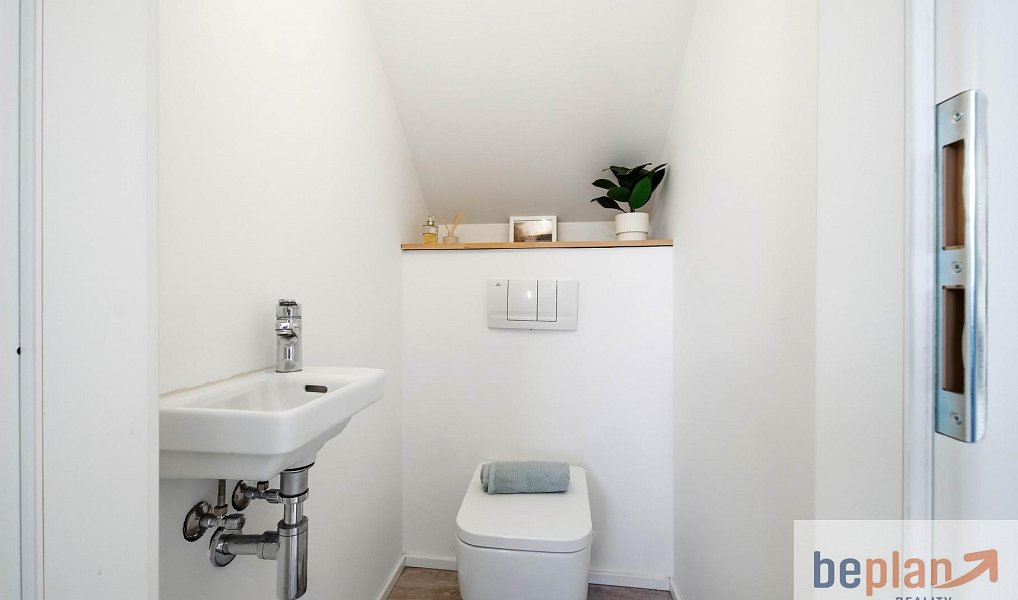 Prodej domu 161 m² s pozemkem 530 m², Kamenice – náhled fotky 10