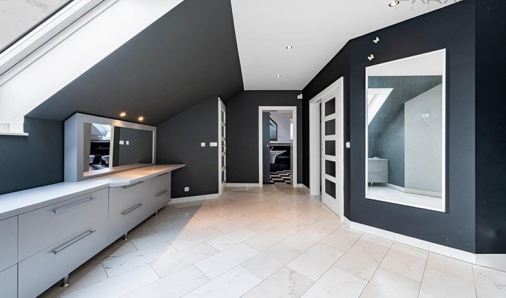 Prodej domu 454 m² s pozemkem 1 837 m², Dolní Břežany – náhled fotky 19