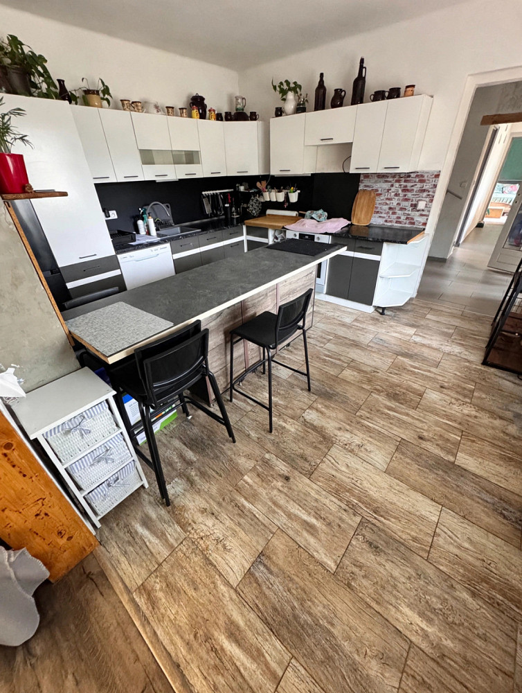 4+1 House in Klobuky, okres Kladno - View 3