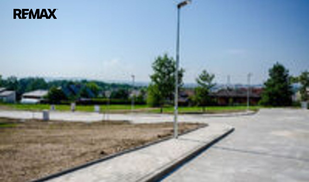 Prodej stavebního pozemku 1 063 m², Kolín – náhled fotky 7
