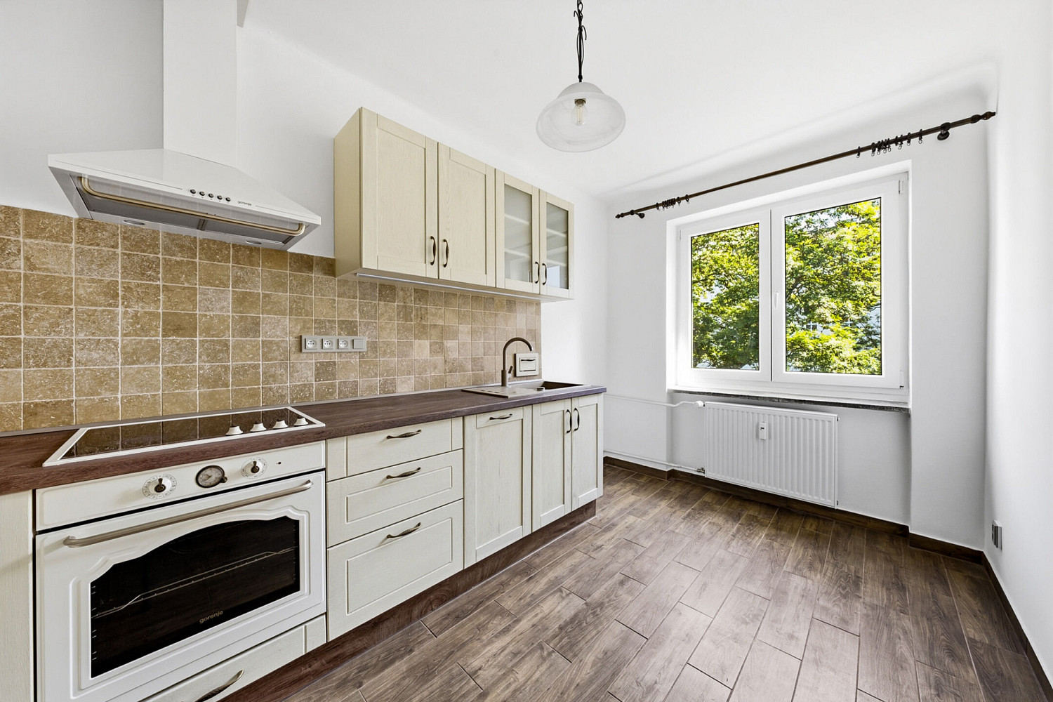 Pronájem bytu 2+1 57 m² – fotografie 2
