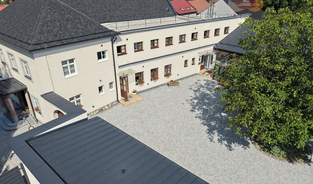 Prodej ubytovacího objektu 690 m², Hněvotín – náhled fotky 34