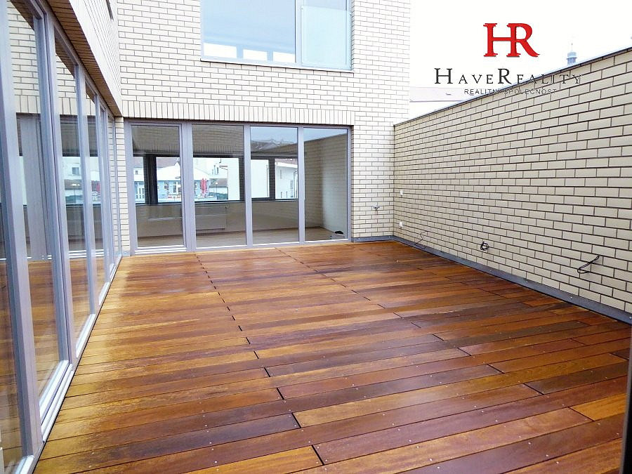 Pronájem kanceláře 35 m² – fotografie 5
