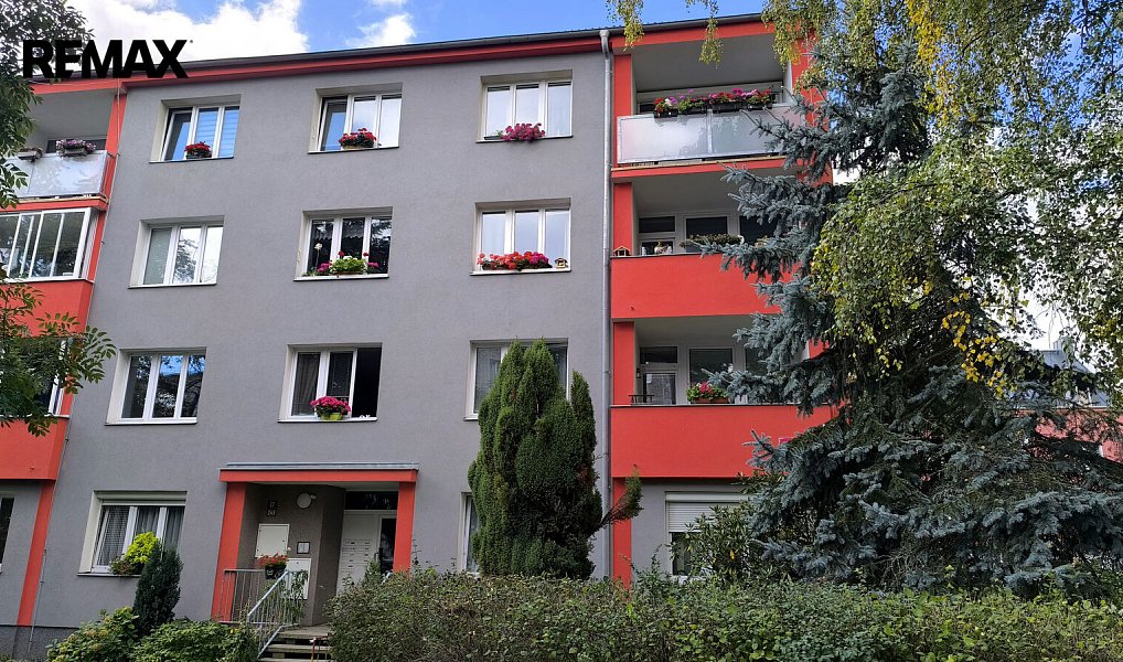 Prodej bytu 1+1 33 m², Karlovy Vary – náhled fotky 3