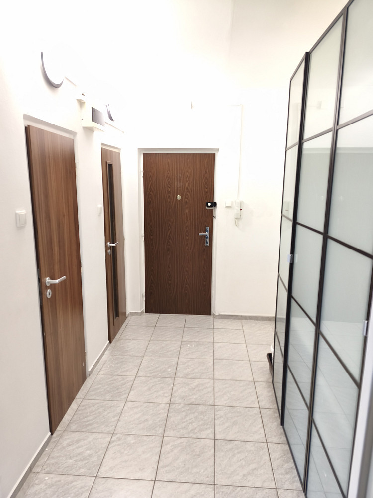 Prodej bytu 3+1 73 m² — photo 3