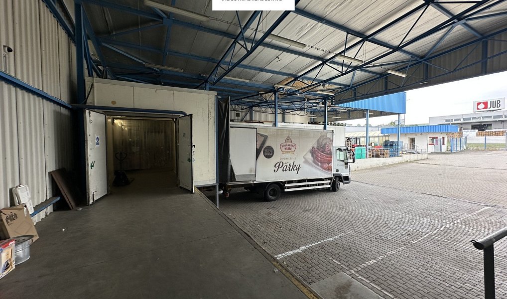 Pronájem skladovacích prostor 250 m², Nupaky – náhled fotky 5
