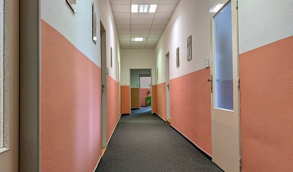 Prodej skladovacích prostor 3 000 m², Jablonec nad Nisou – náhled fotky 10