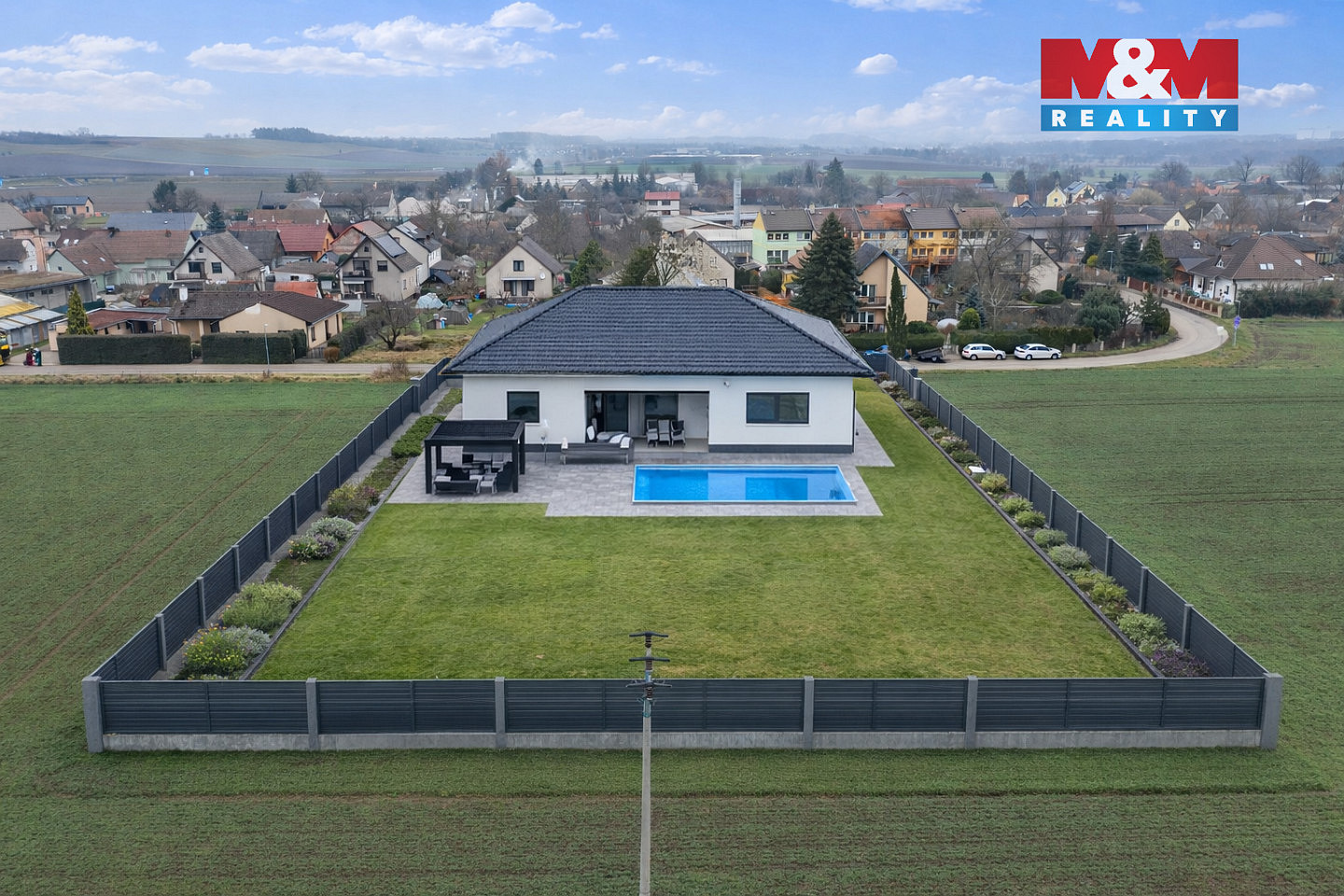 Prodej stavebního pozemku 1 953 m² – fotografie 4