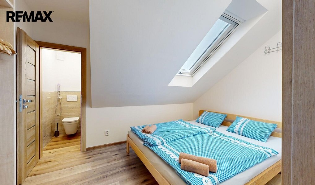 Prodej ubytovacího objektu 655 m², Dolní Dunajovice – náhled fotky 17