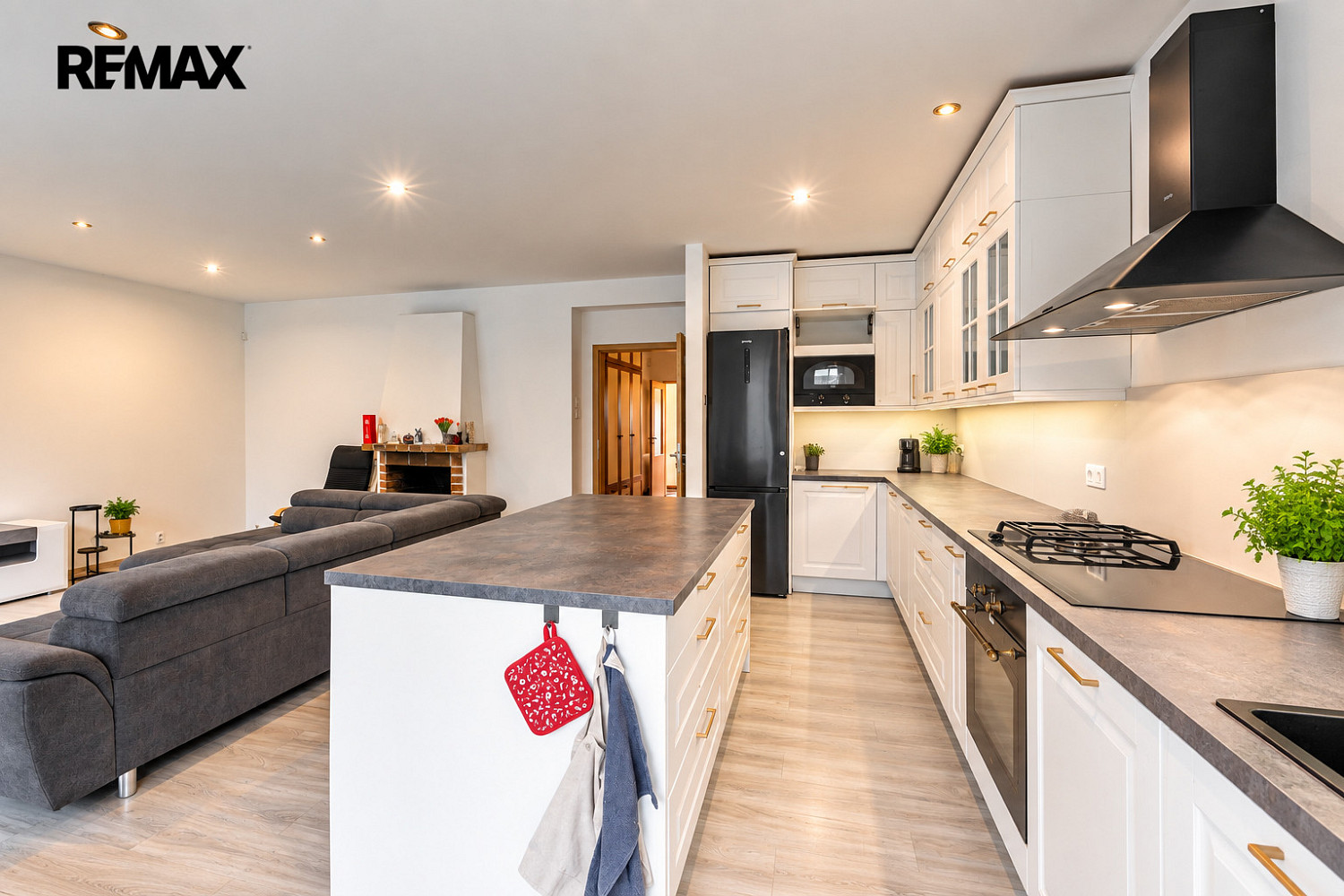 Pronájem domu 180 m² s pozemkem 473 m² – fotografie 4