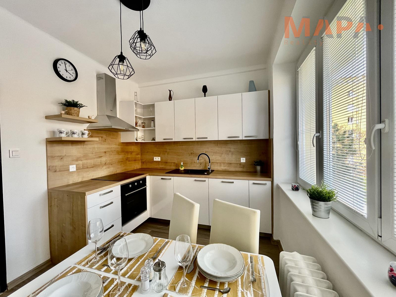 Pronájem bytu 3+1 79 m² – fotografie 2