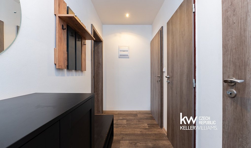Prodej domu 176 m² s pozemkem 469 m², Dubí – náhled fotky 22