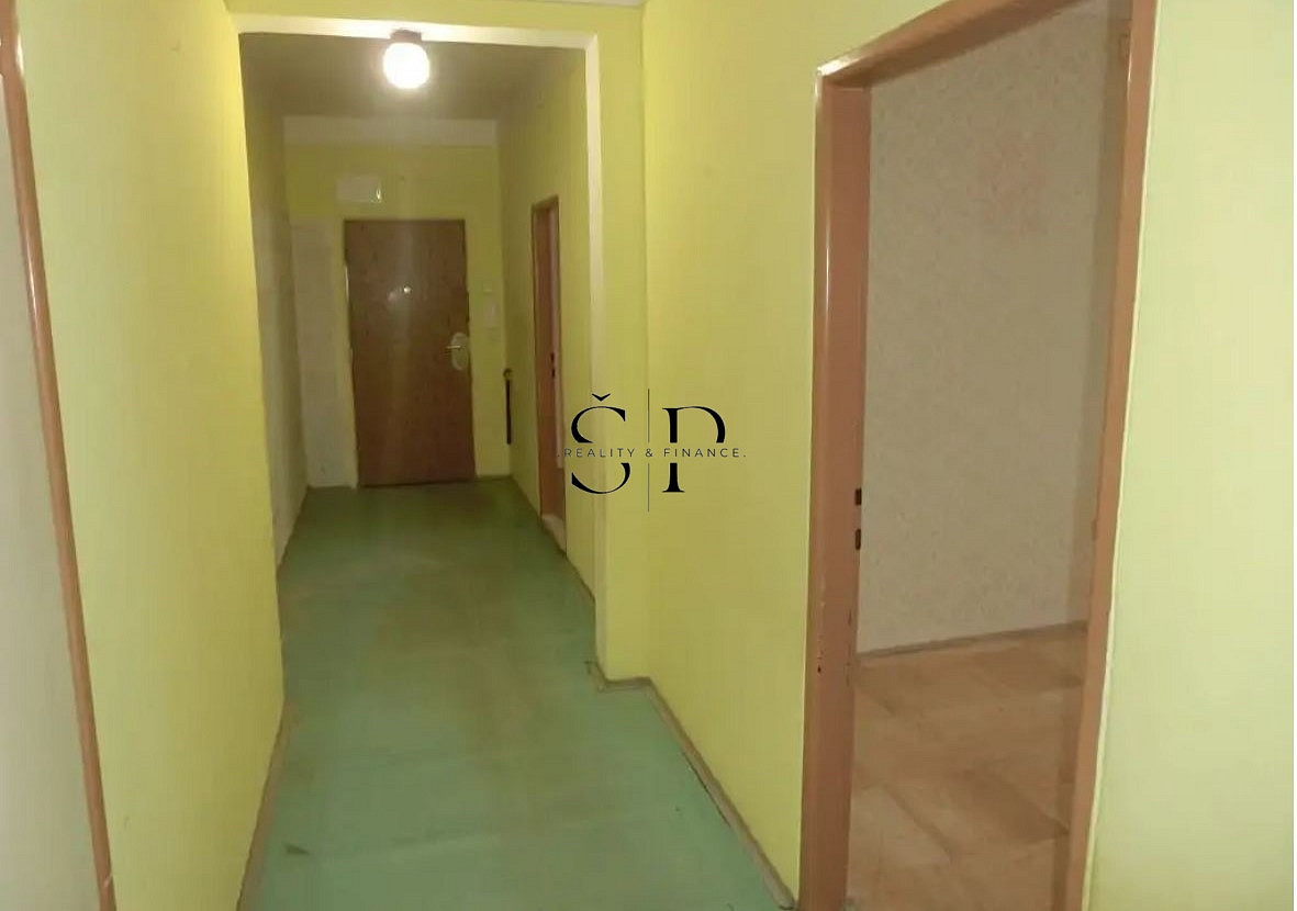 Pronájem bytu 2+1 66 m² – fotografie 3