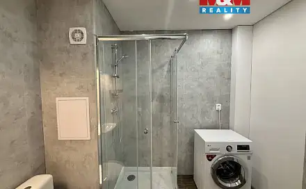 Pronájem bytu 1+kk 28 m², Žerotínova, Děčín - Děčín III-Staré Město