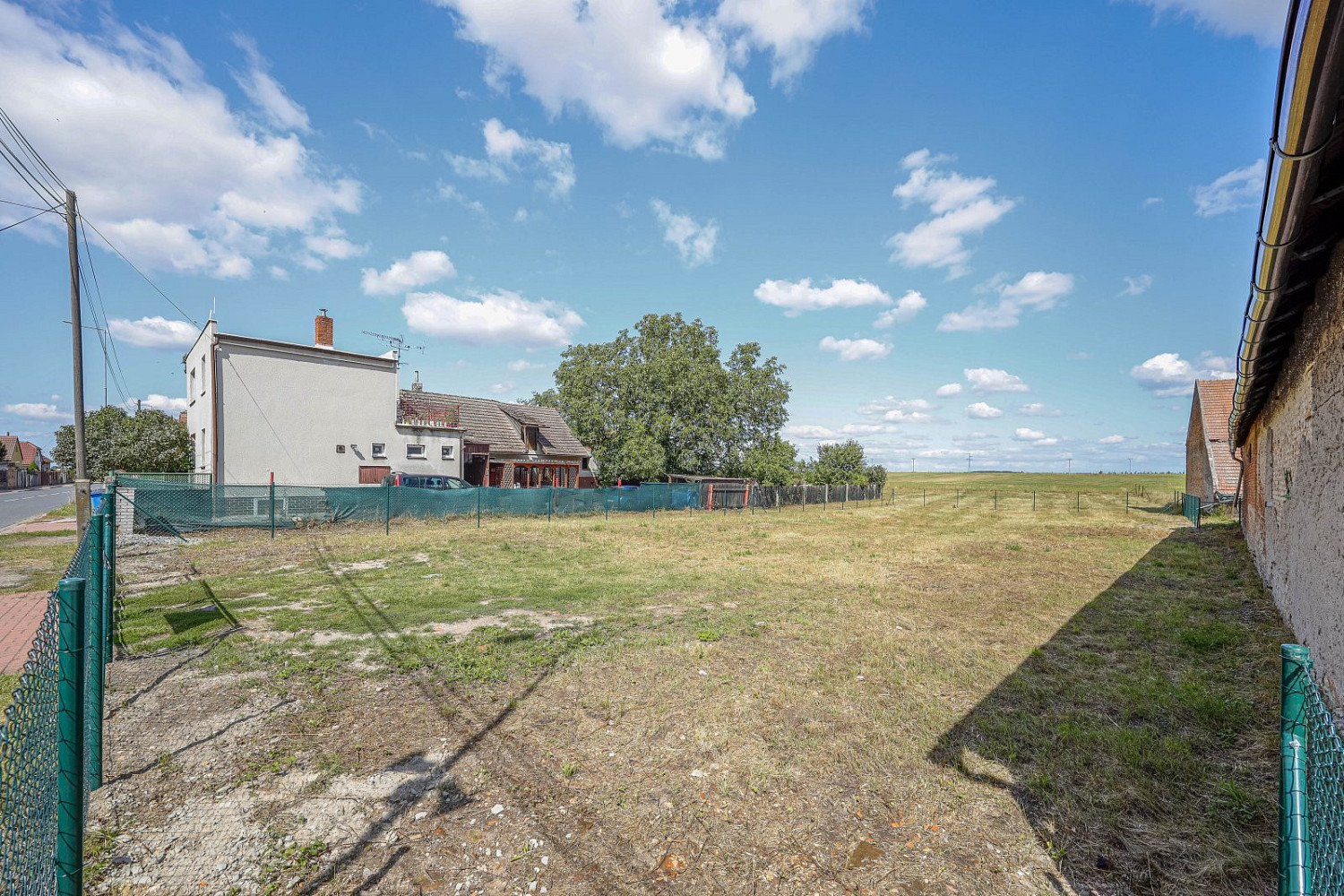 Prodej stavebního pozemku 927 m² – fotografie 5