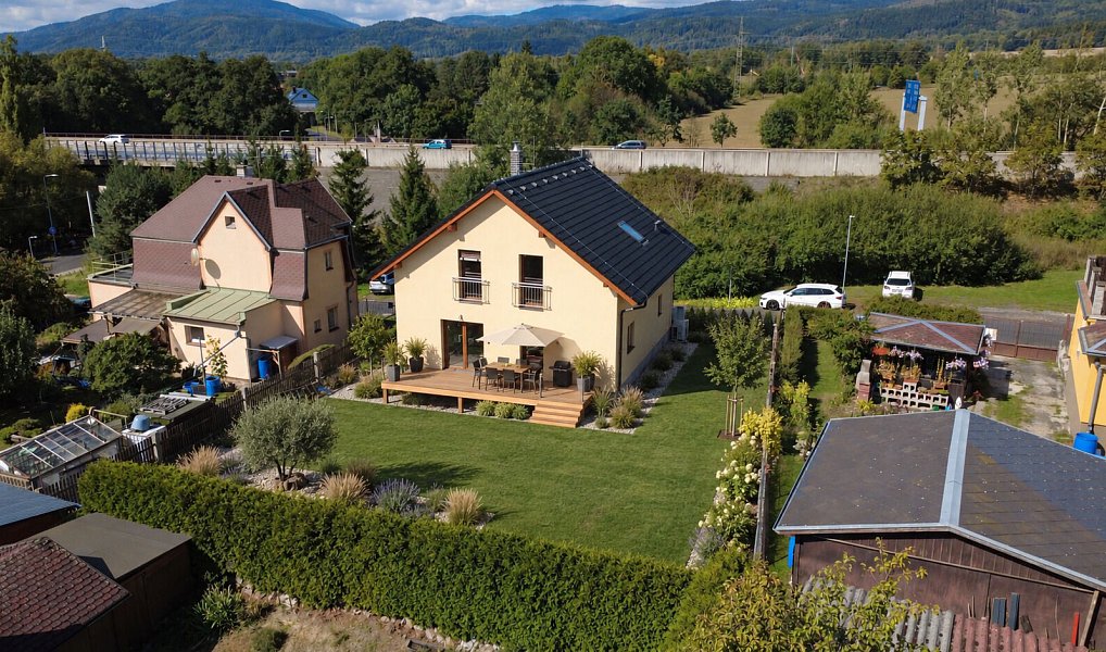 Prodej domu 135 m² s pozemkem 503 m², Ostrov – náhled fotky 6