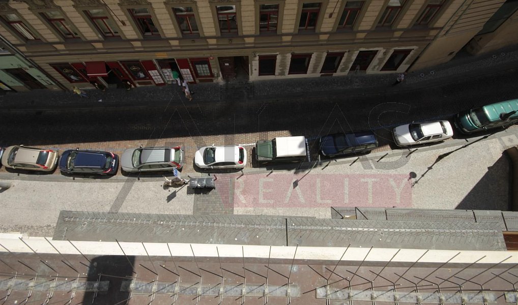 Pronájem bytu 3+kk 79 m², Praha – náhled fotky 13