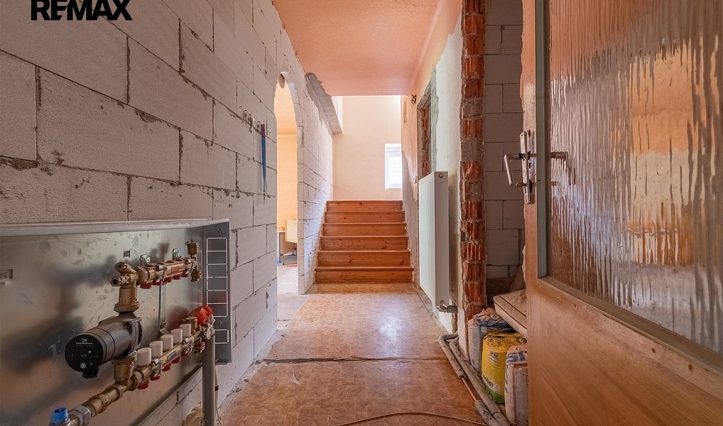 Prodej domu 207 m² s pozemkem 1 227 m², Lnáře – náhled fotky 14